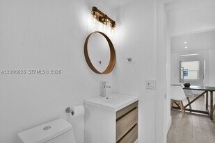 3521 SW 16th St in Miami, FL - Building Photo