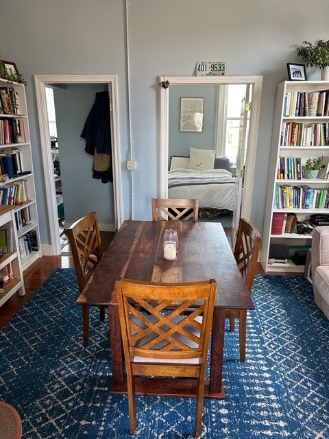 516 Chapel St, Unit #2 in New Haven, CT - Foto de edificio - Building Photo