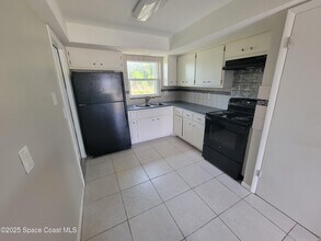 2170 Emerald Ct in Merritt Island, FL - Building Photo - Building Photo