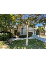 2113 Photinia Dr in Tracy, CA - Building Photo