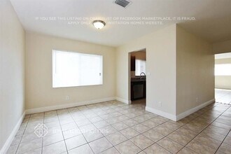 4904 SW 90th Ave in Cooper City, FL - Building Photo - Building Photo