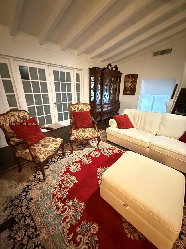 2036 NE 21st Ave in Fort Lauderdale, FL - Building Photo - Building Photo