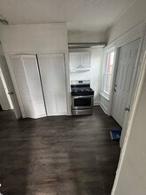 2336 Main St, Unit 9 aka 159 charles in Bridgeport, CT - Building Photo - Building Photo