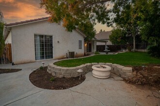 1739 McKelvy Ave in Clovis, CA - Building Photo - Building Photo