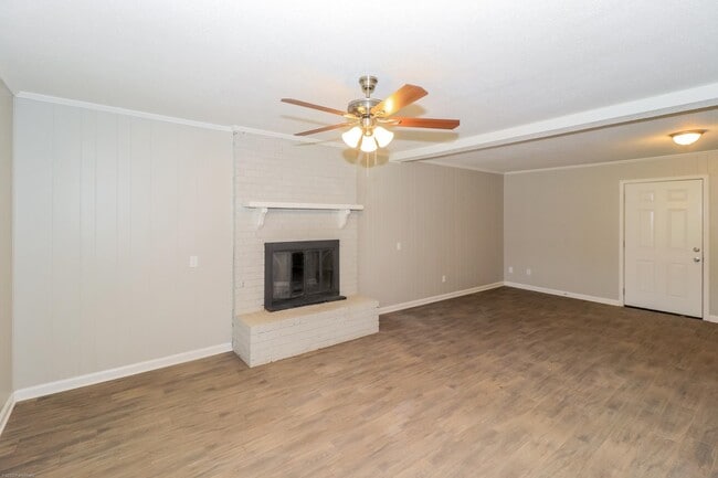 5380 Albemarle Dr in Memphis, TN - Foto de edificio - Building Photo