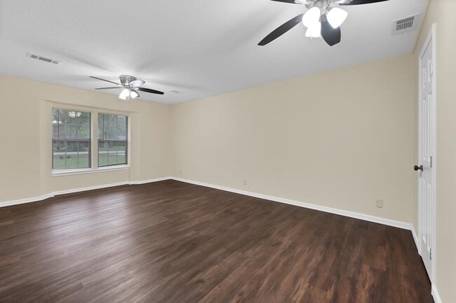 2607 Creekhickory Rd