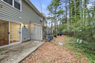 10 Hartford Ct in Durham, NC - Building Photo - Building Photo