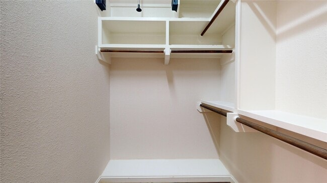 property at 10920 Wrenwood Manor