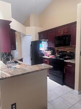 1621 Emily Ct in Kissimmee, FL - Building Photo - Building Photo