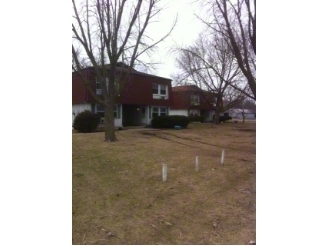 Maple Park Apt in Toluca, IL - Building Photo