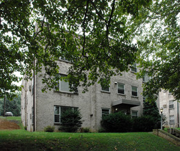 Muhlenberg Lakeview Apartments in Allentown, PA - Building Photo - Building Photo