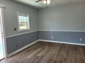 403 S Blackwell St in La Porte, TX - Building Photo - Building Photo