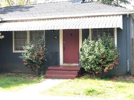 548 Alder St in Chico, CA - Building Photo