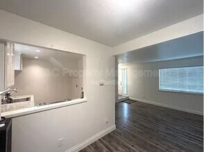 969 Palm Cir in Tracy, CA - Building Photo - Building Photo