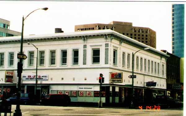 Milton Hotel in Oakland, CA - Building Photo - Building Photo