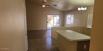 914 E Monterey St in Chandler, AZ - Building Photo - Building Photo