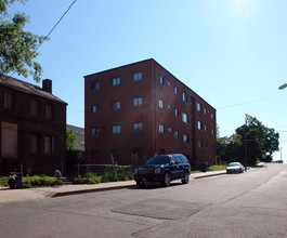 D Street Apartments in Washington, DC - Building Photo - Building Photo