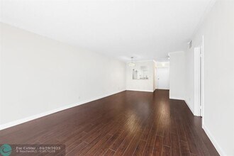 1750 NW 3rd Terrace in Fort Lauderdale, FL - Foto de edificio - Building Photo