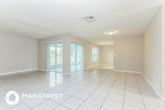 353 Florida Pkwy in Kissimmee, FL - Building Photo - Building Photo