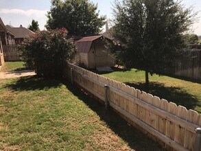 1005 Winding Rd in Granbury, TX - Building Photo - Building Photo