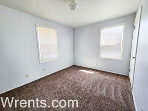 5907 N Braeburn Dr in Spokane, WA - Building Photo - Building Photo