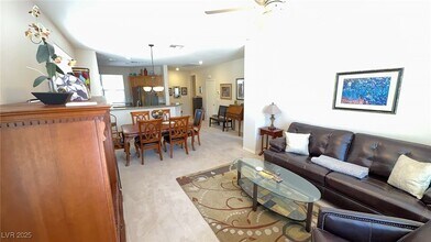 4981 Vincitor St in Las Vegas, NV - Building Photo - Building Photo