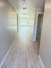 5019 Moon Ln in La Belle, FL - Building Photo - Building Photo