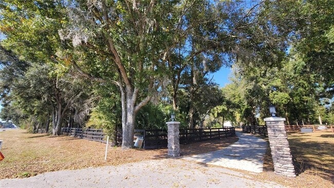 8762 FL-26 in Newberry, FL - Building Photo - Building Photo