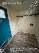 19924 Saltsdale Rd in Umatilla, FL - Building Photo - Building Photo