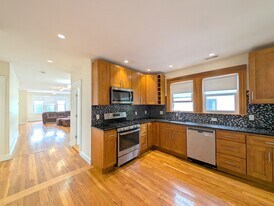 7 Bonner Ave, Unit 2 in Medford, MA - Building Photo