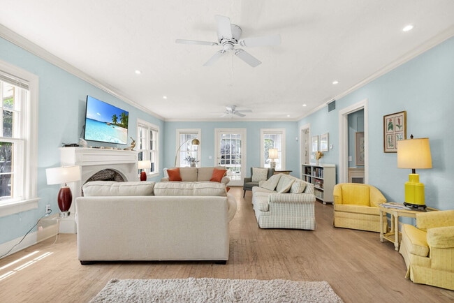 property at 511 29th St