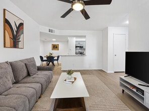 Aspen Court Apartments in Plano, TX - Building Photo - Building Photo