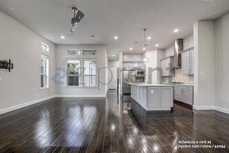 5345 Teak Mill Pl in Dallas, TX - Building Photo - Building Photo