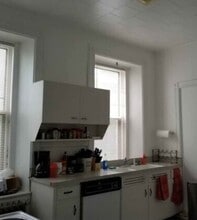 336 N 10th St, Unit Apt 3 in Easton, PA - Building Photo - Building Photo