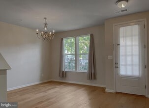 44017 Swift Fox Dr in California, MD - Building Photo - Building Photo