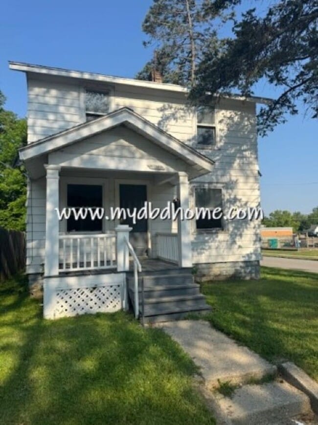 property at 3102 Smith St