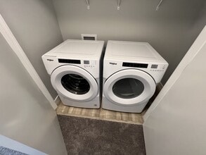 1729 Keene Cres SW in Edmonton, AB - Building Photo - Building Photo