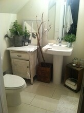 832 S 2nd St, Unit A in Philadelphia, PA - Building Photo - Building Photo