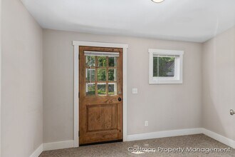 318 Washington St SE in Grand Rapids, MI - Building Photo - Building Photo