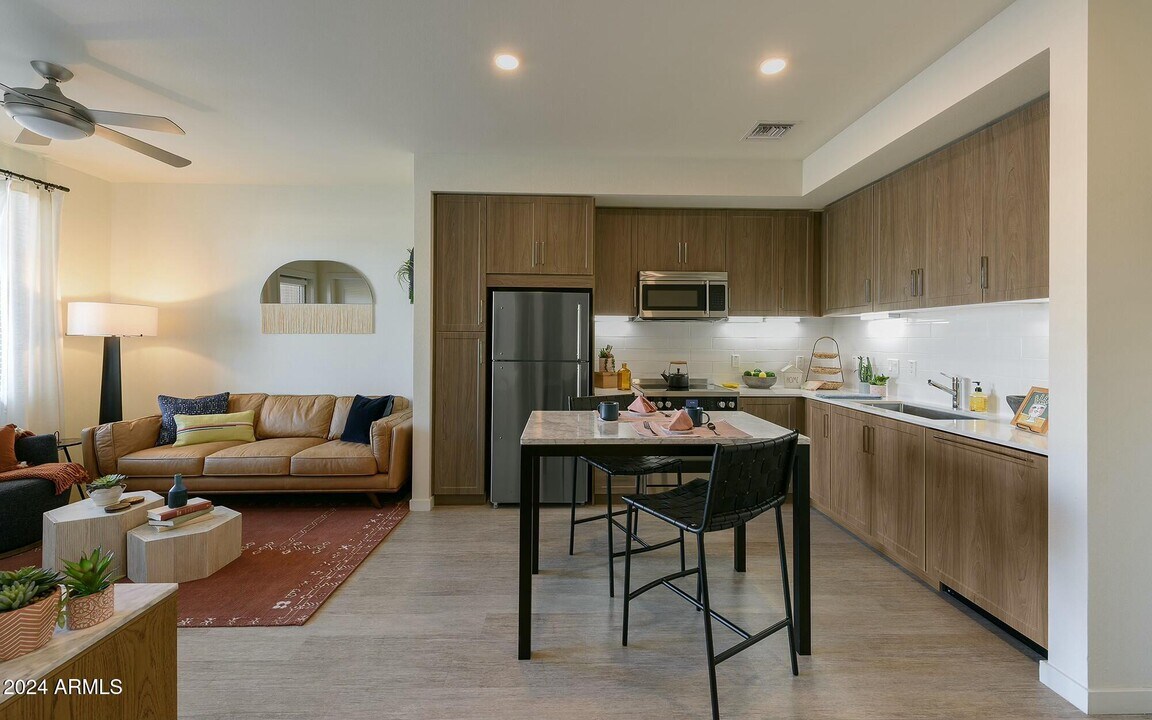 8225 E Indian Bend Rd-Unit -1101 in Scottsdale, AZ - Building Photo