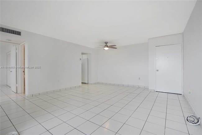750 NW 43rd Ave in Miami, FL - Building Photo - Building Photo