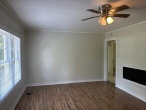 3980 Burma Rd in Mobile, AL - Foto de edificio - Building Photo
