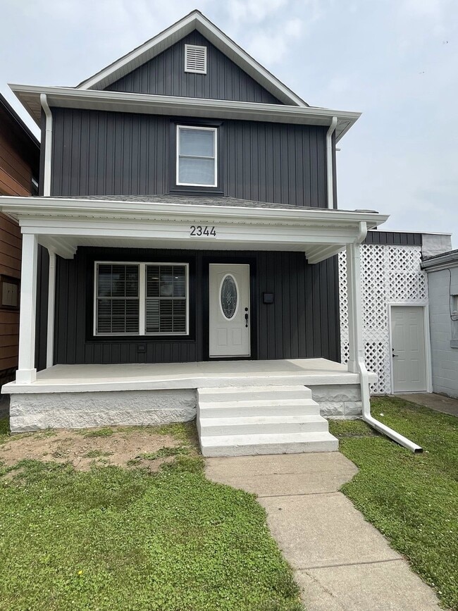 2344 Wabash Ave in Terre Haute, IN - Building Photo - Building Photo