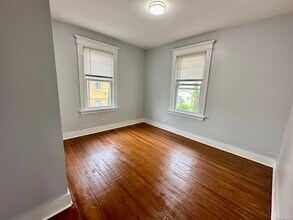 176 Davenport St in Bridgeport, CT - Building Photo - Building Photo
