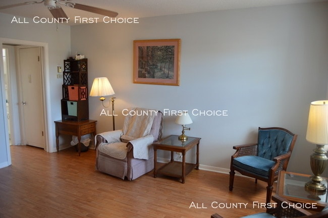 13940 Anona Heights Dr-Unit -113 in Largo, FL - Building Photo - Building Photo