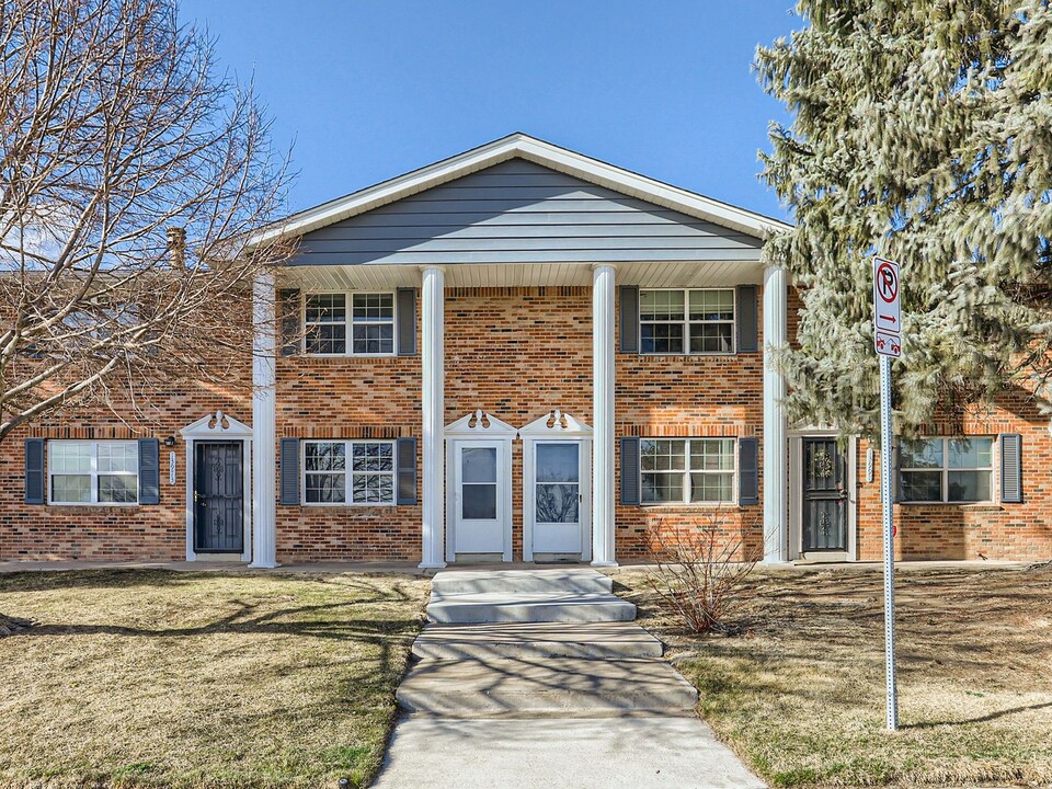 13981 E Jewell Ave in Aurora, CO - Building Photo