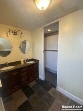 38 Newcastle Rd, Unit 1 in Boston, MA - Building Photo - Building Photo
