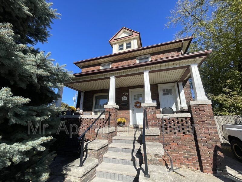 78 Merritt St in St Catharines, ON - Building Photo