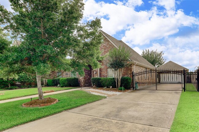 1930 Baker Trail in Houston, TX - Building Photo - Building Photo