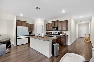 504 Willow View Way in Princeton, TX - Foto de edificio - Building Photo